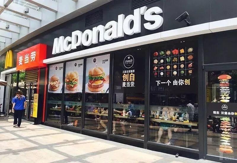 为啥西贝变“绿”，麦当劳变“黑”？餐饮品牌升级开战！