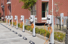 充电设施数据公布：公共充电桩突破50万